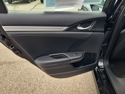 Used 2017 Honda Civic EX-L image 14