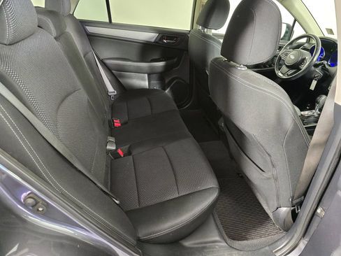Used 2018 Subaru Outback 2.5i Premium AWD/4WD image 8