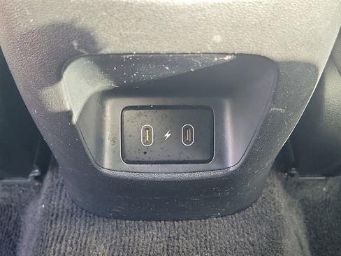 Used 2024 Hyundai Elantra SEL image 13