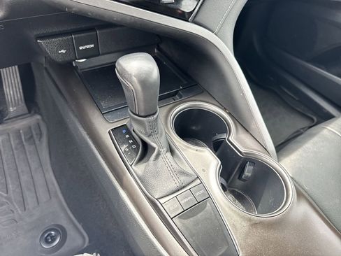 Used 2023 Toyota Camry SE image 30