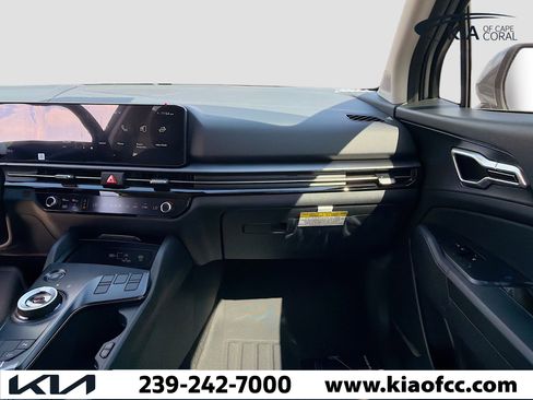 New 2026 Kia Sportage LX image 16