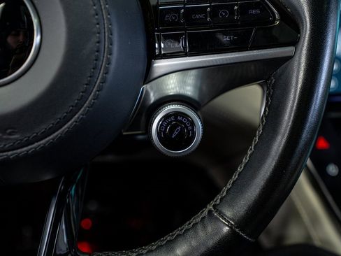 Used 2023 Maserati Grecale Modena image 38