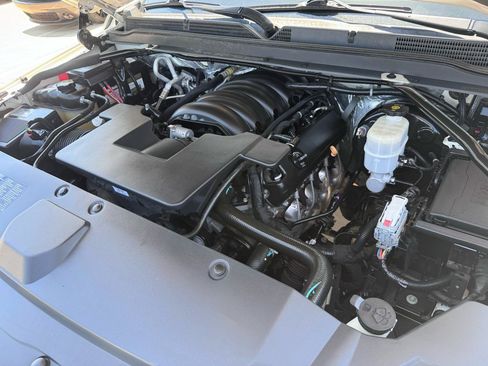 Used 2015 Cadillac Escalade Premium RWD image 13