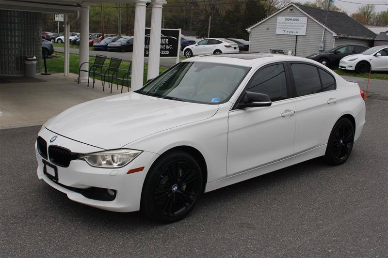 Used 2015 BMW 335i xDrive Sedan AWD/4WD image 4