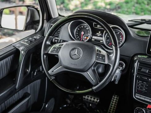 Used 2017 Mercedes-Benz G 550 image 9