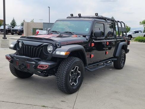 Used 2023 Jeep Gladiator Rubicon w/ Cold Weather Group AWD/4WD image 7