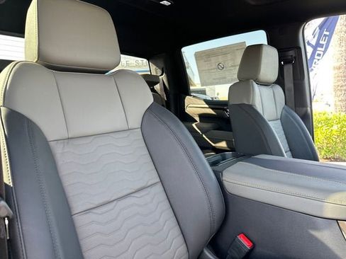 New 2026 Chevrolet Silverado 1500 ZR2 AWD/4WD image 37