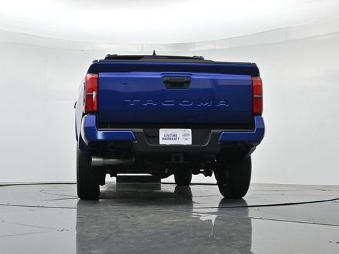 Used 2025 Toyota Tacoma SR5 RWD image 37
