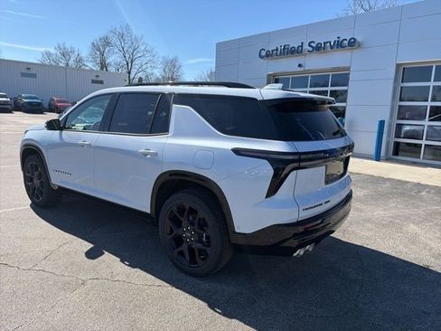New 2026 Chevrolet Traverse RS image 9