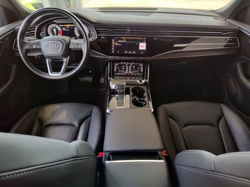 Used 2021 Audi Q8 Premium Plus w/ Premium Plus Package AWD/4WD image 32