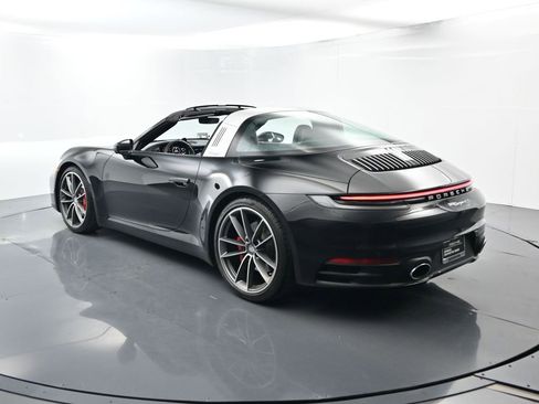 Certified 2021 Porsche 911 Targa 4S image 3