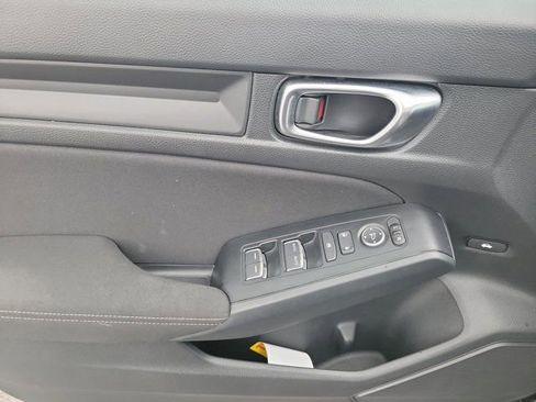 Used 2025 Honda Civic LX image 15