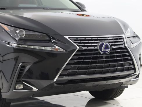 Used 2018 Lexus NX 300h AWD image 35