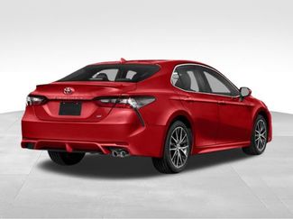 Used 2023 Toyota Camry SE FWD video 2