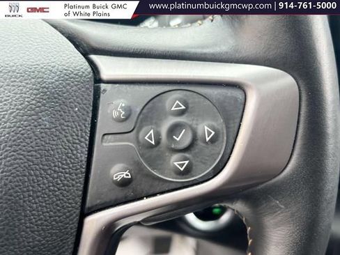 Used 2022 GMC Terrain AT4 image 21