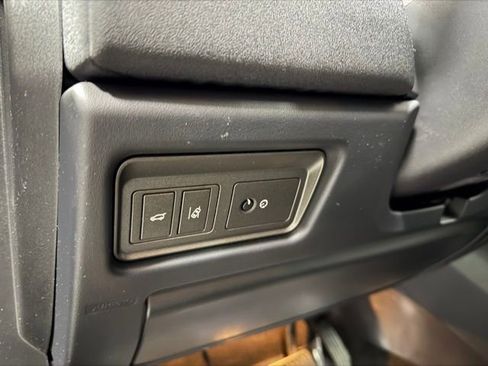 Used 2017 Land Rover Range Rover Evoque HSE image 18