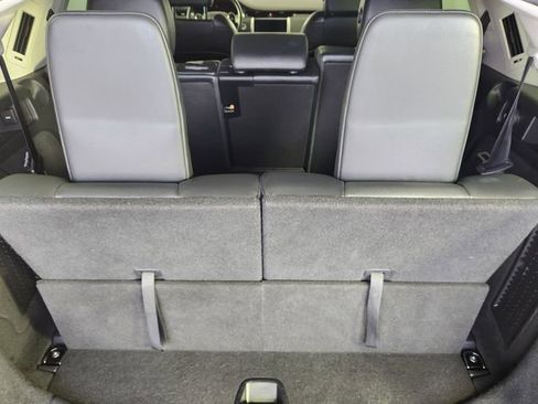 Used 2020 Land Rover Discovery Sport S image 14