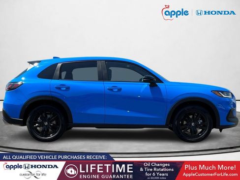 New 2026 Honda HR-V Sport image 2