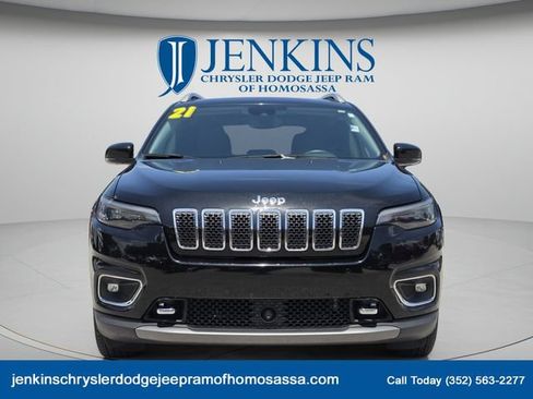 Used 2021 Jeep Cherokee Limited w/ Elite Package FWD image 11