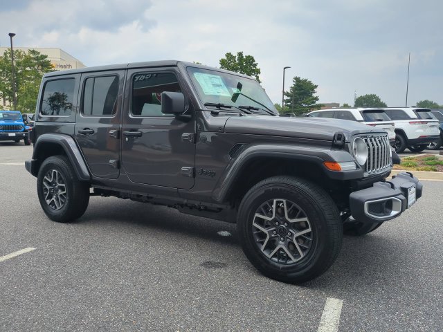 New 2026 Jeep Wrangler Unlimited Sahara w/ Technology Group AWD/4WD image 2