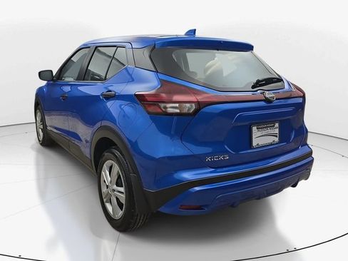 Used 2025 Nissan Kicks Play S FWD image 8