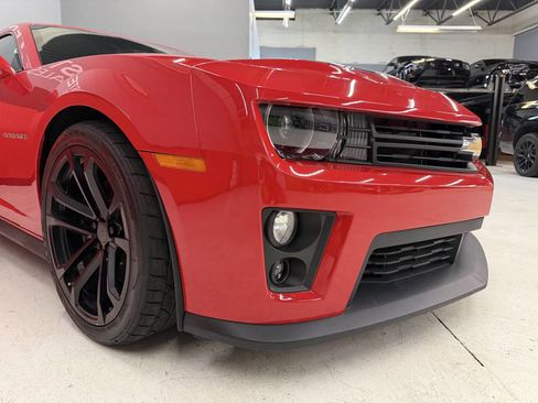 Used 2015 Chevrolet Camaro ZL1 RWD image 7