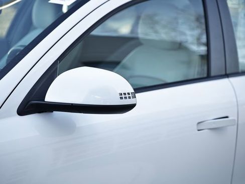 Used 2024 Hyundai Ioniq 6 SEL image 14