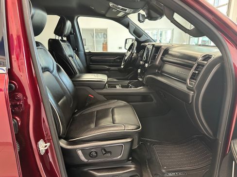 Used 2022 RAM 1500 Limited AWD/4WD image 14