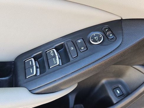 Used 2019 Honda Accord LX image 30