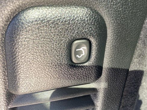 Certified 2024 Dodge Durango R/T image 8