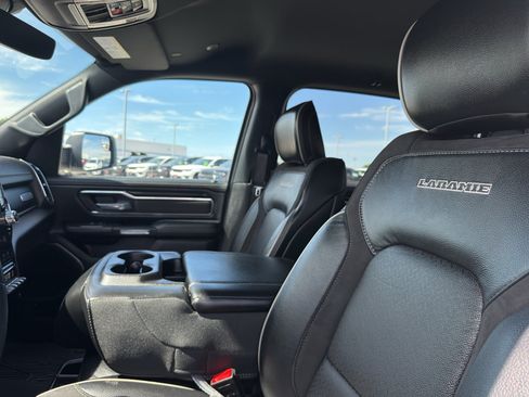 Used 2024 RAM 1500 Laramie AWD/4WD image 27