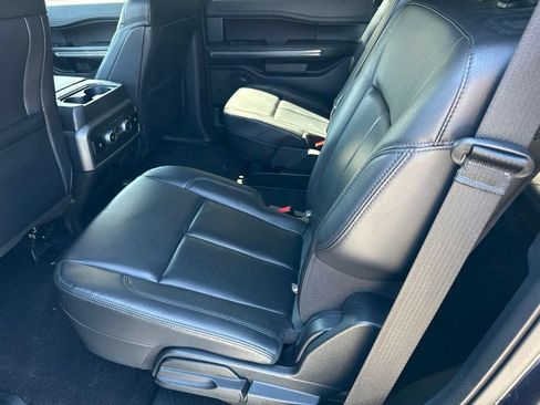 Used 2021 Ford Expedition XLT AWD/4WD image 7