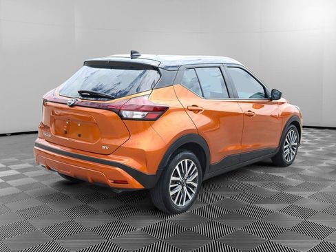 Used 2023 Nissan Kicks SV FWD image 8