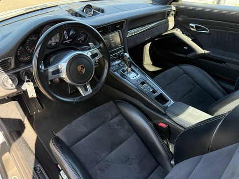 Certified 2016 Porsche 911 Carrera GTS RWD image 4