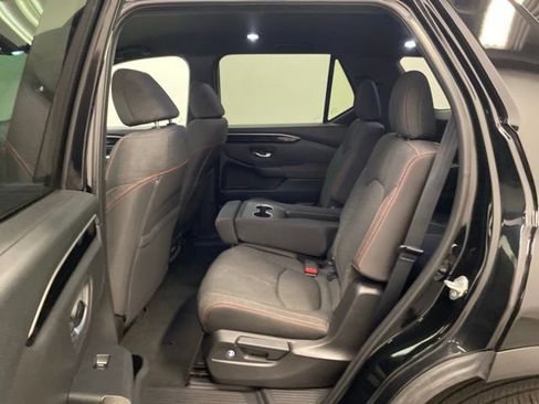 Used 2023 Honda Pilot Sport image 18