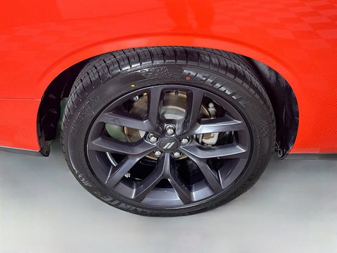 Used 2022 Dodge Challenger R/T w/ Blacktop Package image 31