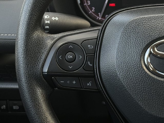 Used 2025 Toyota RAV4 LE FWD image 14