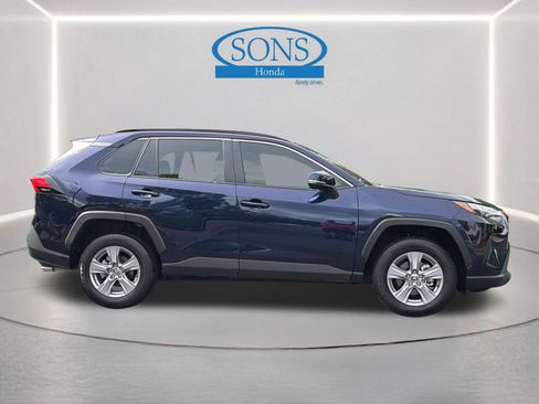 Used 2025 Toyota RAV4 XLE FWD image 28