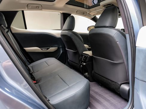 Used 2023 Lexus RZ 450e Premium image 40