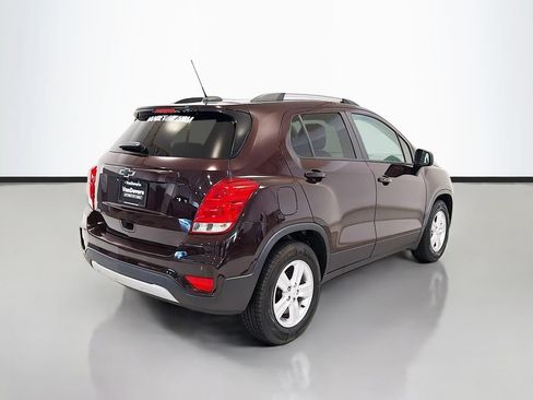 Used 2021 Chevrolet Trax LT w/ Driver Confidence Package FWD image 9