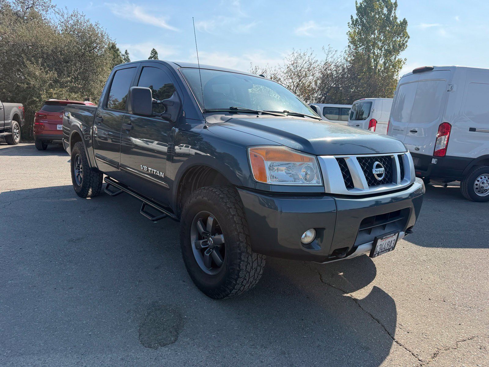 Used 2014 Nissan Titan PRO-4X w/ Pro-4x Luxury Package AWD/4WD image 7