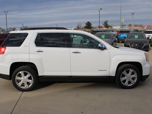 Used 2017 GMC Terrain SLE image 4
