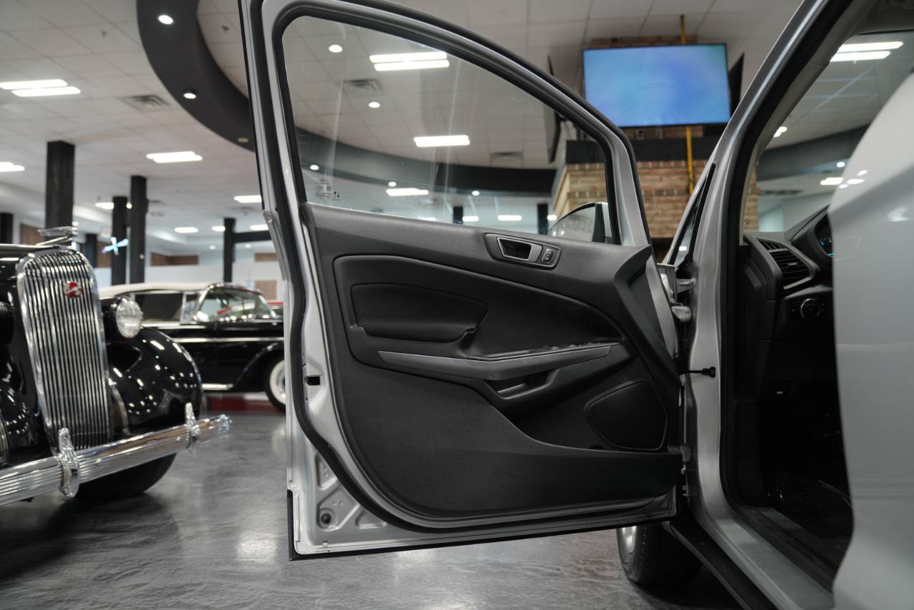 Used 2021 Ford EcoSport SE FWD image 18