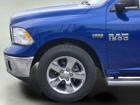 Used 2015 RAM 1500 Lone Star RWD image 8