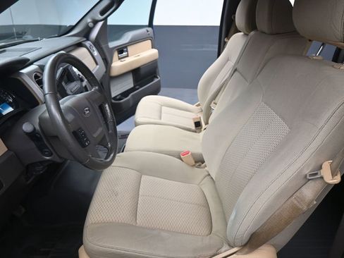 Used 2014 Ford F150 XLT w/ XLT Convenience Package image 9