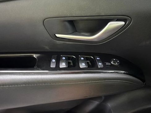Used 2023 Hyundai Tucson Limited AWD/4WD image 29