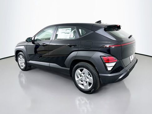 New 2026 Hyundai Kona SE image 7