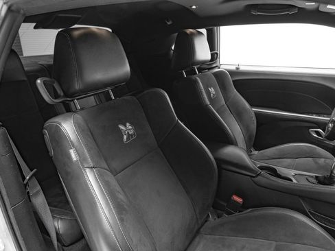 Used 2021 Dodge Challenger R/T Scat Pack w/ Plus Package image 37