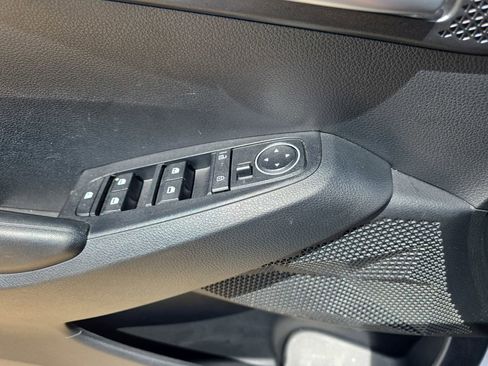 Used 2026 Kia Seltos LX AWD/4WD image 28