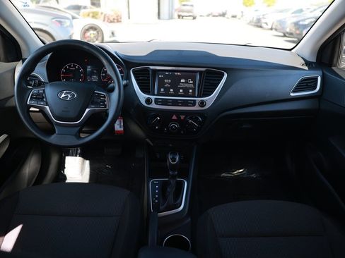 Used 2022 Hyundai Accent SEL image 24